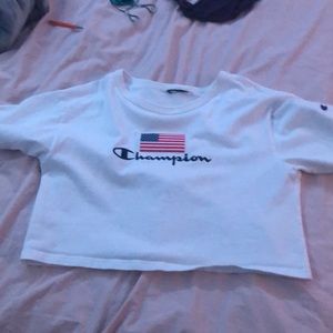 Cropped champion Tee